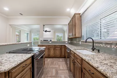 1405 Faringdon Drive, Plano, TX 75075 - Photo 14
