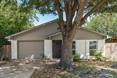 2103 Highbury Road, Carrollton, TX 75007 - Photo 1