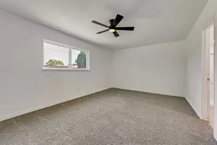 2103 Highbury Rd, Carrollton, TX 75007 - Photo 12