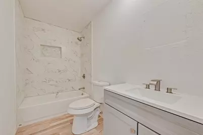 2103 Highbury Road, Carrollton, TX 75007 - Photo 10