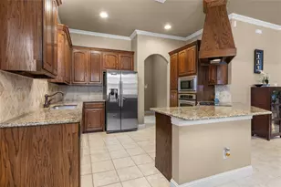 301 Matthew Ave, Denton, TX 76210 - Photo 8