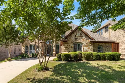 301 Matthew Avenue, Denton, TX 76210 - Photo 2