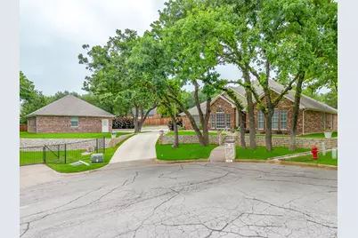 117 Countryside Court, Weatherford, TX 76087 - Photo 2