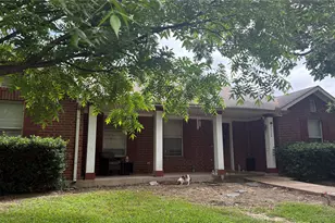 2330 John McCoy Dr, Dallas, TX 75227 - Photo 2