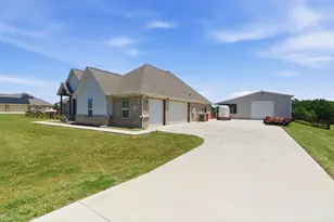 7609 Carter Rnch Rd, Azle, TX 76020 - Photo 2