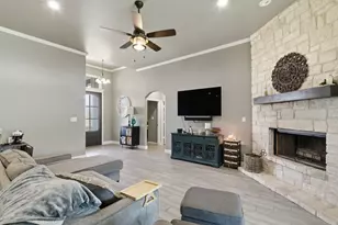 7609 Carter Rnch Rd, Azle, TX 76020 - Photo 4