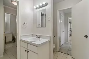 4201 Sweetbriar Dr, Garland, TX 75042 - Photo 12