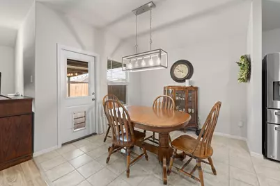 806 Peighton Court, Cleburne, TX 76033 - Photo 16