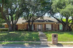 1700 Wimbleton Dr, Bedford, TX 76021 - Photo 1