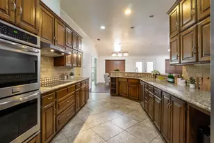 1700 Wimbleton Dr, Bedford, TX 76021 - Photo 20
