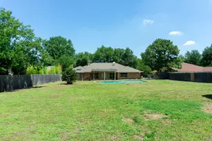 1700 Wimbleton Dr, Bedford, TX 76021 - Photo 4
