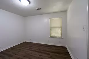1700 Wimbleton Dr, Bedford, TX 76021 - Photo 14