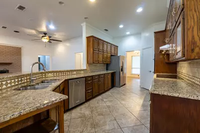 1700 Wimbleton Drive, Bedford, TX 76021 - Photo 26
