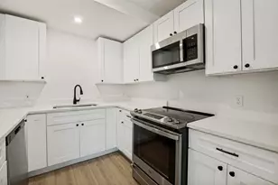 2122 Marilyn Ln, Arlington, TX 76010 - Photo 10