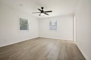 2122 Marilyn Ln, Arlington, TX 76010 - Photo 16