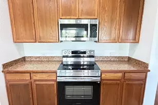 9004 Brook Hill Ln, Fort Worth, TX 76244 - Photo 8