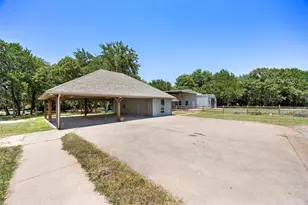6500 Lusk Branch Ct, Granbury, TX 76049 - Photo 30