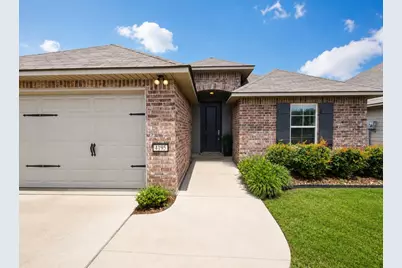 4195 Grassy Lake Drive, Bossier City, LA 71111 - Photo 2