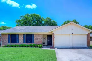 6028 Ridgecrest Dr, Watauga, TX 76148 - Photo 1