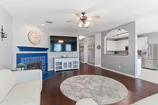 3041 Lakefield Dr, Little Elm, TX 75068 - Photo 8