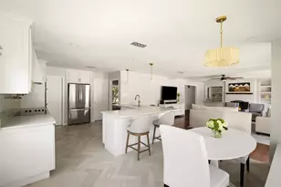 7705 Lemmonwood Dr, Dallas, TX 75231 - Photo 10