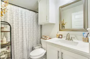 3606 Sayle St, Greenville, TX 75401 - Photo 6