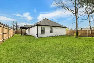 3606 Sayle St, Greenville, TX 75401 - Photo 8