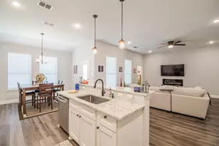 2655 Kathleen Ave, Dallas, TX 75216 - Photo 6