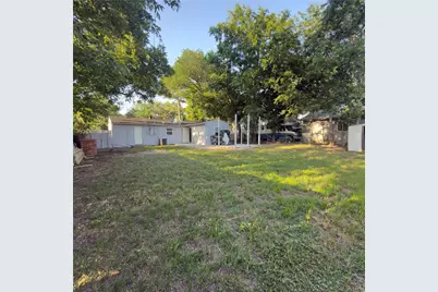 1312 Raines Street, Arlington, TX 76010 - Photo 32
