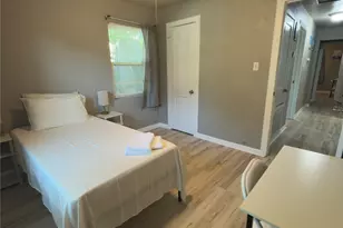 1312 Raines St, Arlington, TX 76010 - Photo 8