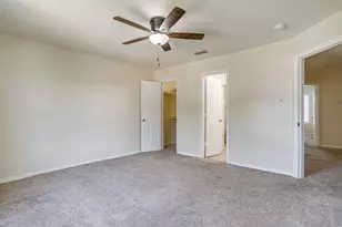 5711 Homestead Rd, Arlington, TX 76017 - Photo 22