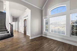 5517 Greenview Ct, North Richland Hills, TX 76148 - Photo 4