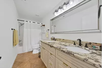 2827 Grandview Drive, Grand Prairie, TX 75052 - Photo 18