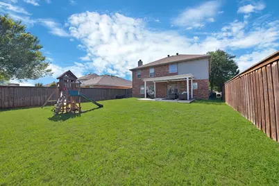 2827 Grandview Drive, Grand Prairie, TX 75052 - Photo 36