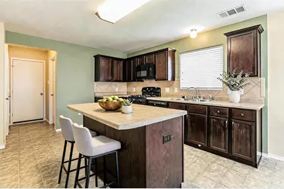 10640 Colfax Drive, McKinney, TX 75072 - Photo 6