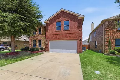 4216 Bridgestone Drive, Fort Worth, TX 76123 - Photo 2
