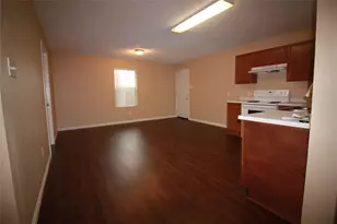 6908 Meadow Way Ln, Fort Worth, TX 76179 - Photo 4