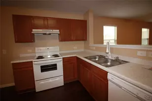 6908 Meadow Way Ln, Fort Worth, TX 76179 - Photo 6
