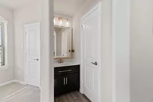 800 Beckington Dr, Shady Shores, TX 76208 - Photo 26