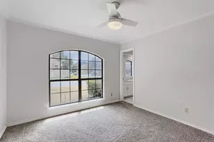 1201 St James Pl, Arlington, TX 76011 - Photo 16