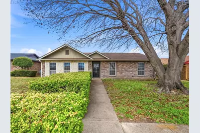 905 Brookhaven Drive, Lancaster, TX 75134 - Photo 1