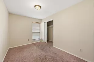 905 Brookhaven Dr, Lancaster, TX 75134 - Photo 6