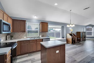 6516 Fairglen Drive, Arlington, TX 76002 - Photo 8