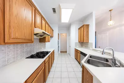 2208 Cimmaron Drive, Plano, TX 75025 - Photo 10
