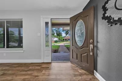 1230 Briar Hollow Lane, Garland, TX 75043 - Photo 8