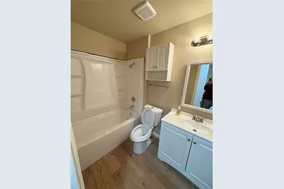 1413 Meadowview Drive, Port Lavaca, TX 77979 - Photo 4