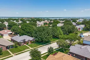 1325 Falcon Dr, Lewisville, TX 75077 - Photo 26