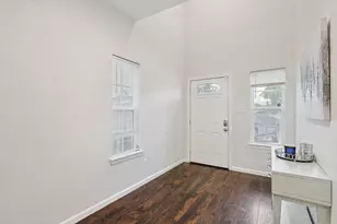 4811 Fitzhugh Ave, Fort Worth, TX 76105 - Photo 4