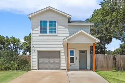 4811 Fitzhugh Avenue, Fort Worth, TX 76105 - Photo 2