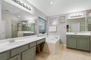 2424 Deerwood Dr, Little Elm, TX 75068 - Photo 18